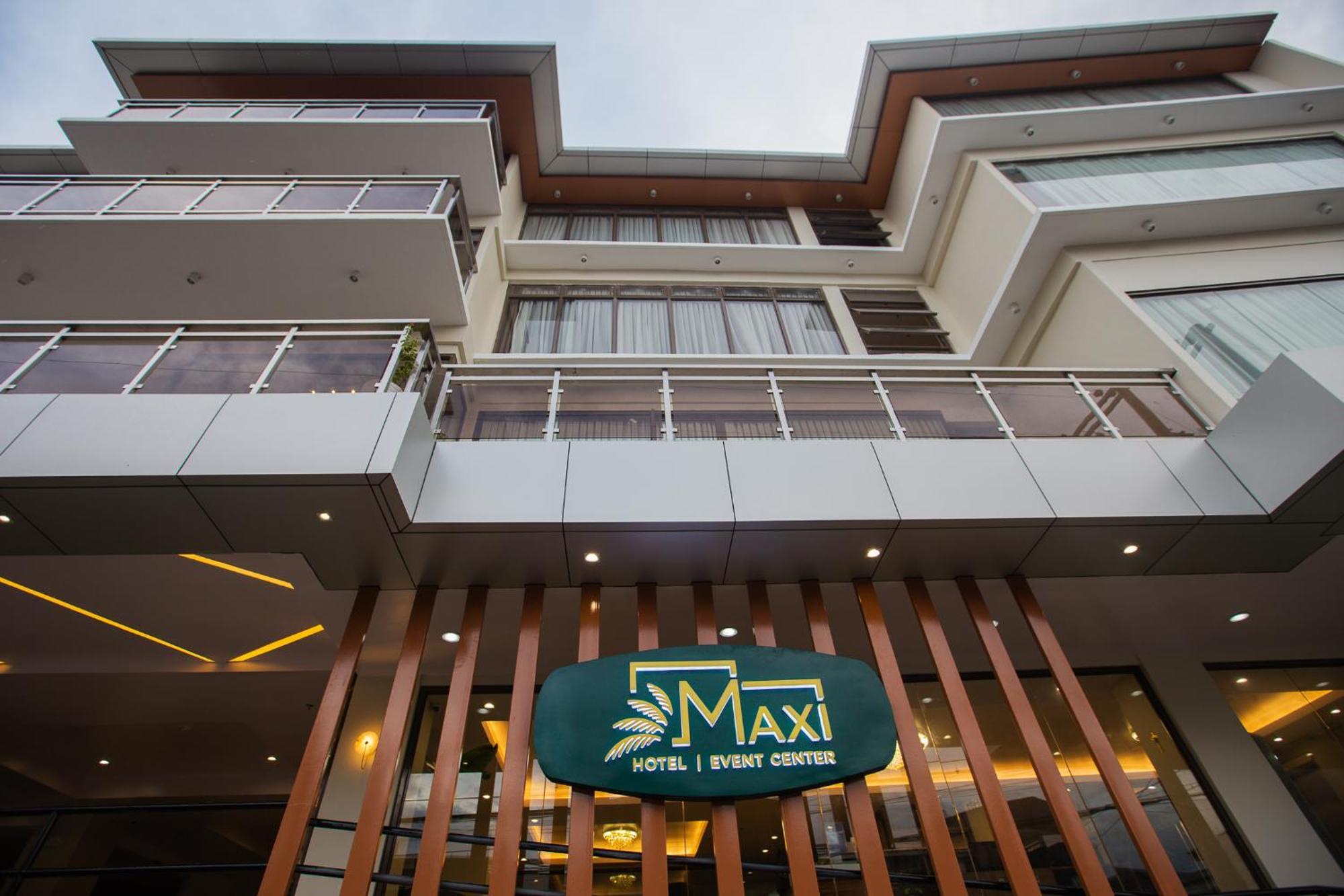 Maxi Hotel And Event Center Tagbilaran City Exterior foto